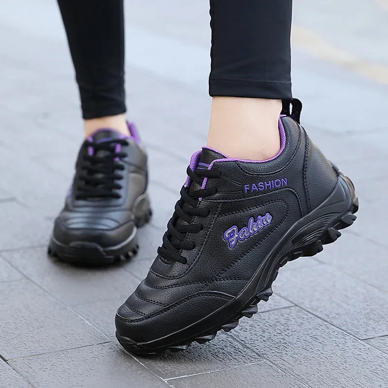 Women's Fit Basic Cushioning Sneakers
